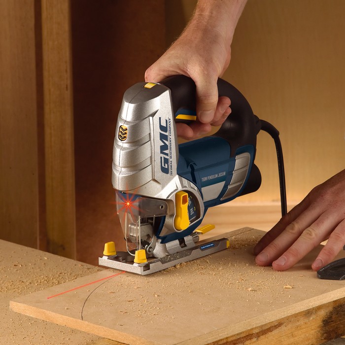 GMC 750W Pendulum Action Jigsaw with Laser Guide woodworking tools